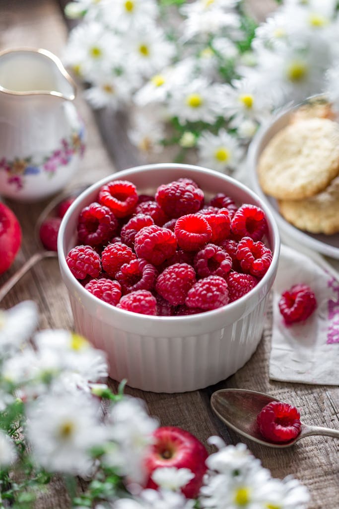 raspberries, raspberry dessert, raspberry pie, summer pie