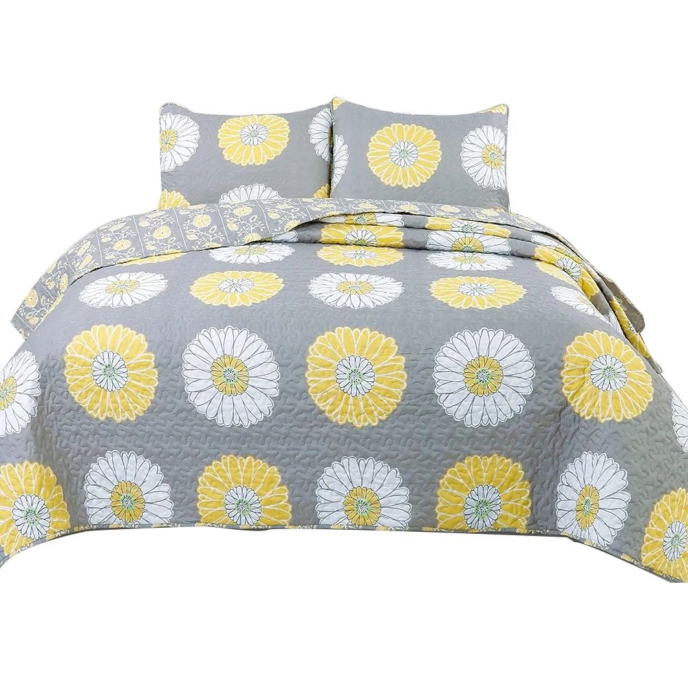 Daisy Sunflower Coverlet, Floral Reversible Quilt Bedding Set